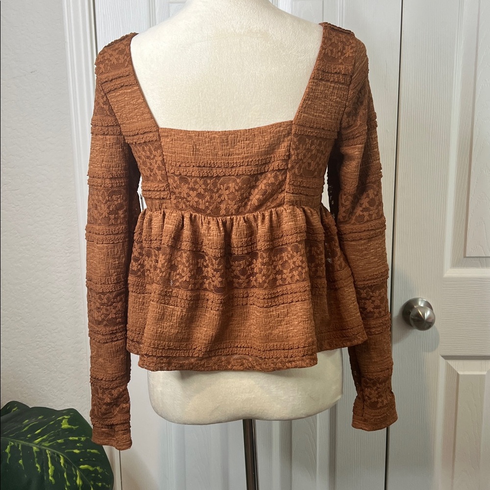 Francesca's Collections Sarah Long Sleeve Knit Top Size M - Picture 8 of 10